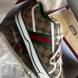 Gcci Beige Monogram shoes
